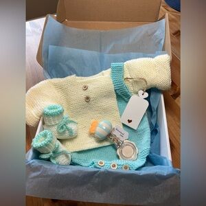 Newborn hand knitted clothing gift set